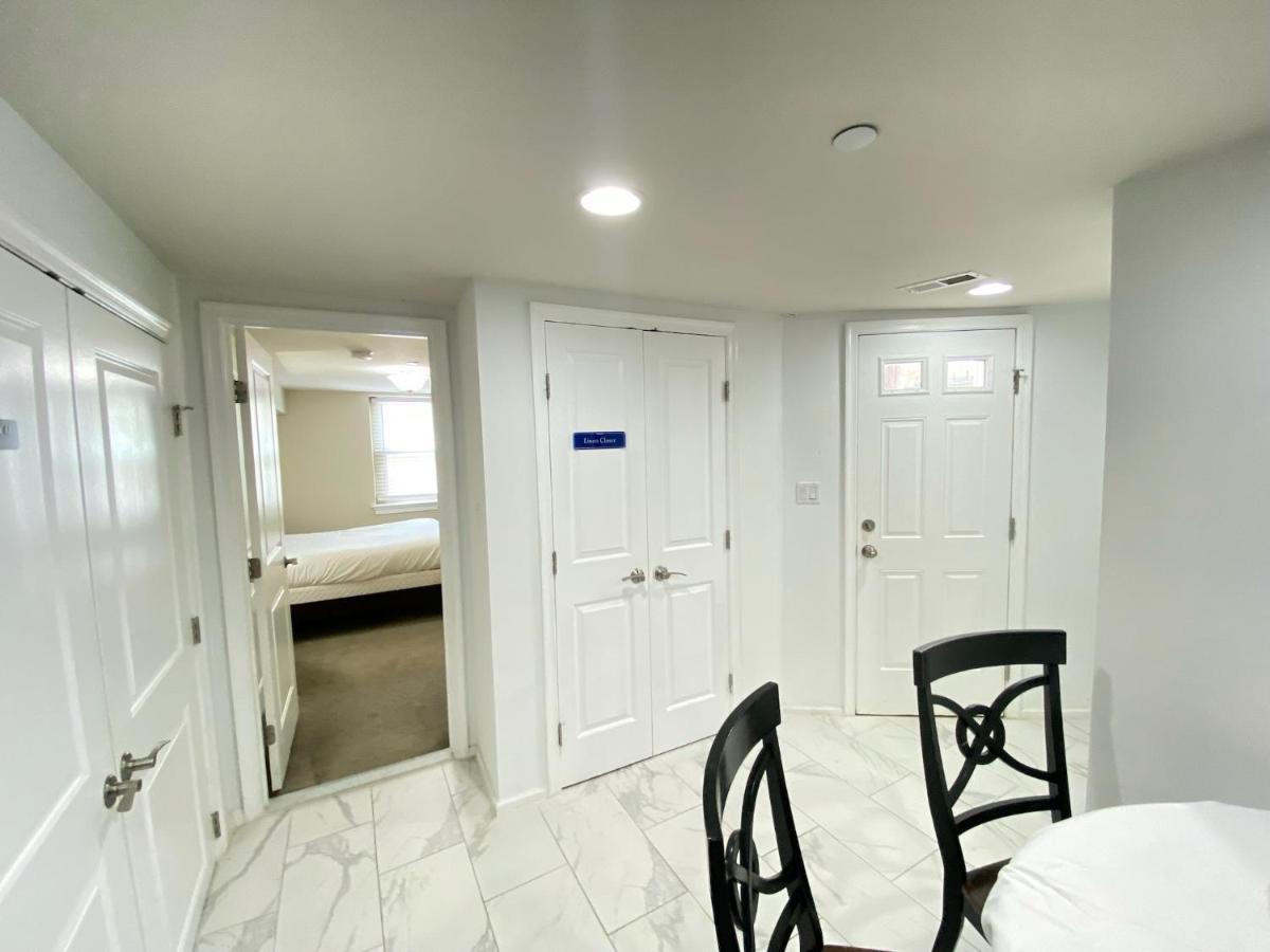 Lovely Remodeled 2Bdrm Basement Home واشنطن المظهر الخارجي الصورة